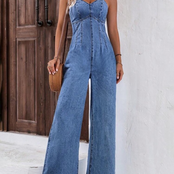 Molly Bracken Blue Denim Outfit - Picture 4 of 13